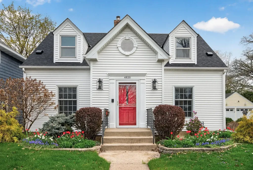 4820 Dowling Street Minneapolis MN 55406