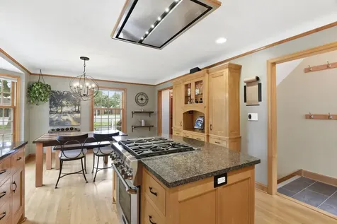 4820 Dowling Street Minneapolis MN 55406