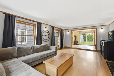 4820 Dowling Street Minneapolis MN 55406