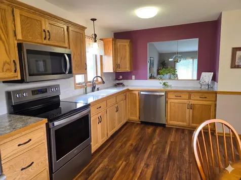 2126 Vierling Drive E Shakopee MN 55379