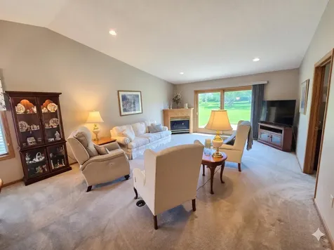 2126 Vierling Drive E Shakopee MN 55379