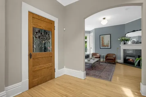2116 Lincoln Avenue Saint Paul MN 55105