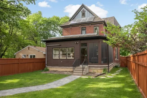 2116 Lincoln Avenue Saint Paul MN 55105