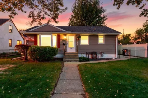 157 Macarthur Street W South Saint Paul MN 55075