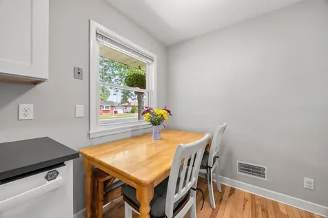 157 Macarthur Street W South Saint Paul MN 55075