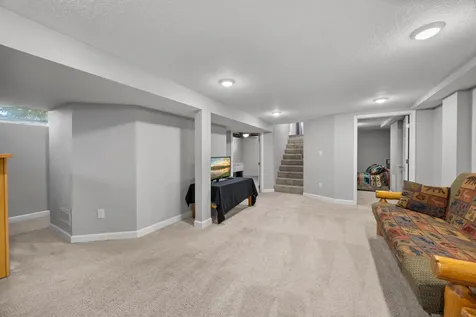 157 Macarthur Street W South Saint Paul MN 55075