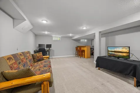 157 Macarthur Street W South Saint Paul MN 55075