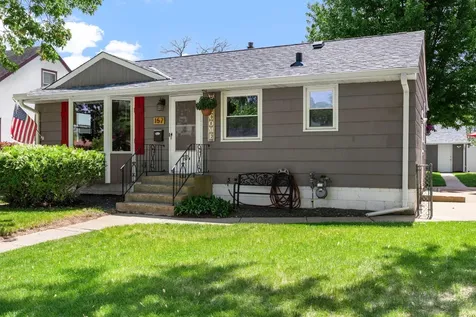 157 Macarthur Street W South Saint Paul MN 55075