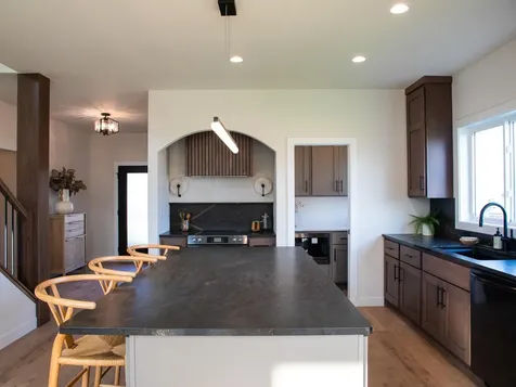 3606 Decorah Way S Fargo ND 58104