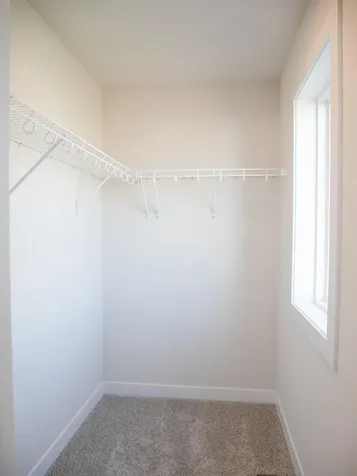 3606 Decorah Way S Fargo ND 58104