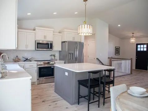 3612 Decorah Way S Fargo ND 58104