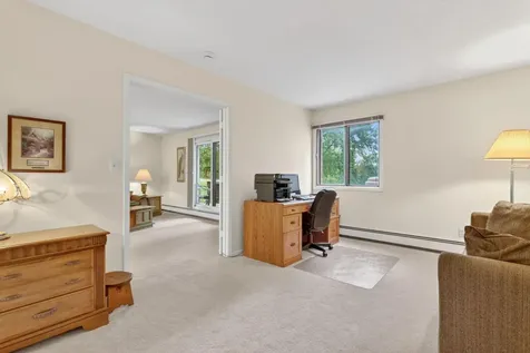 2680 Oxford Street N Roseville MN 55113