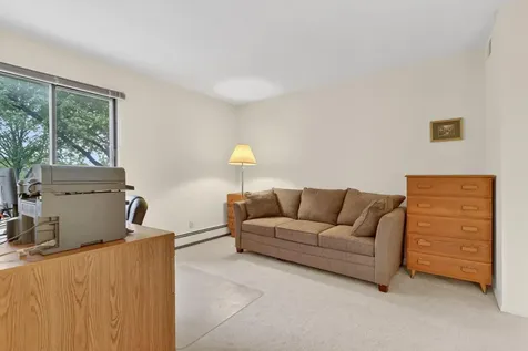 2680 Oxford Street N Roseville MN 55113