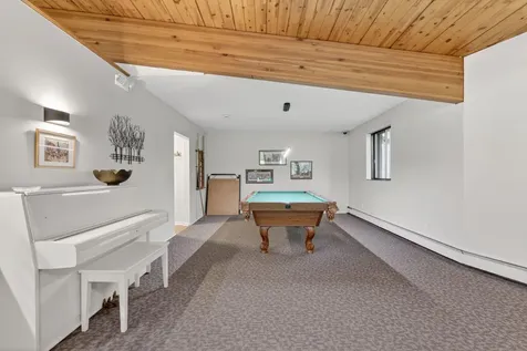 2680 Oxford Street N Roseville MN 55113