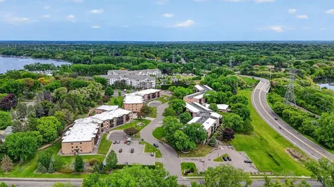 2680 Oxford Street N Roseville MN 55113