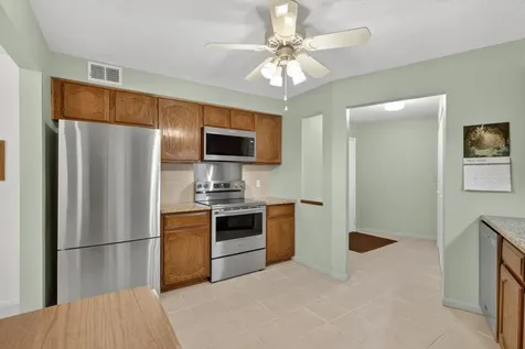 2680 Oxford Street N Roseville MN 55113