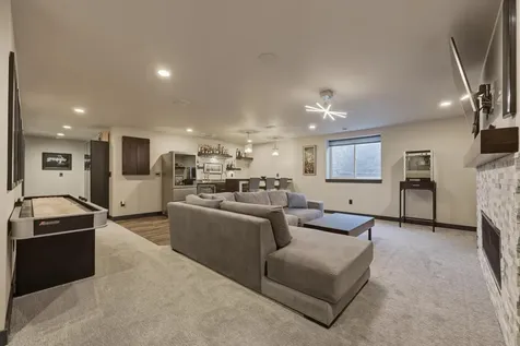 4802 Foxtail Lane S Fargo ND 58104
