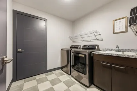 4802 Foxtail Lane S Fargo ND 58104