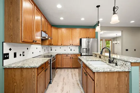 11301 69th Street NE Albertville MN 55301