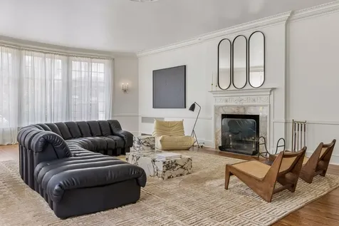 1122 Mount Curve Avenue Minneapolis MN 55403