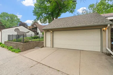 2214 Saint Anthony Parkway Minneapolis MN 55418