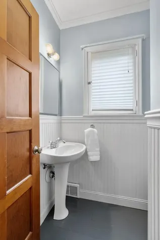 2214 Saint Anthony Parkway Minneapolis MN 55418