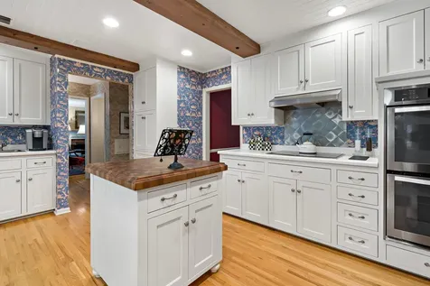 1330 Urbandale Lane N Plymouth MN 55447