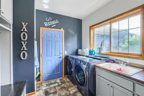 10538 Scott Avenue N Brooklyn Park MN 55443