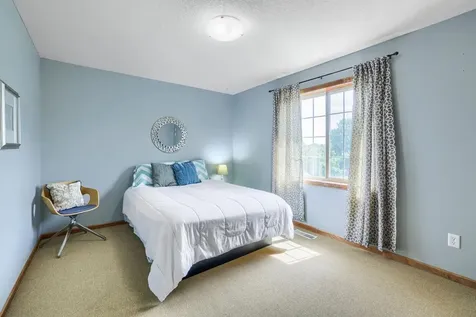 10538 Scott Avenue N Brooklyn Park MN 55443