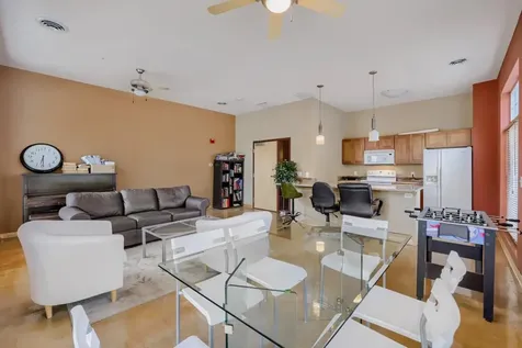2850 Cedar Avenue S Minneapolis MN 55407