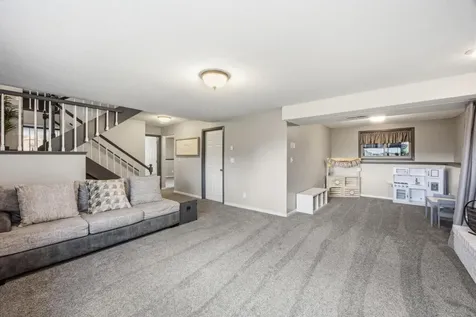 1808 Prairie Lane S Fargo ND 58103