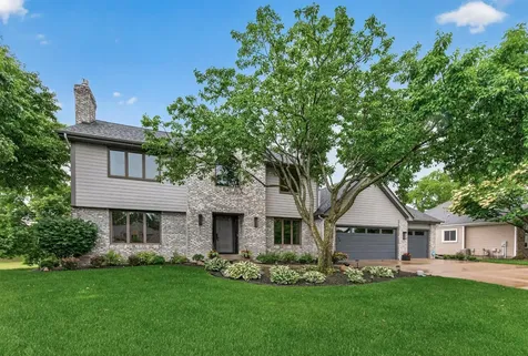 263 Lily Pond Lane Vadnais Heights MN 55127