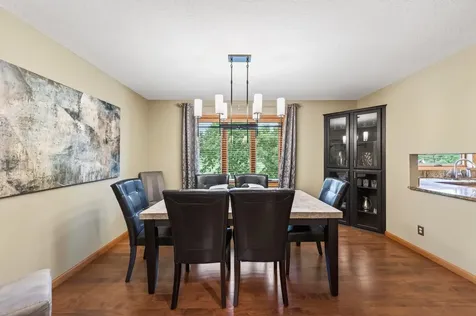 263 Lily Pond Lane Vadnais Heights MN 55127