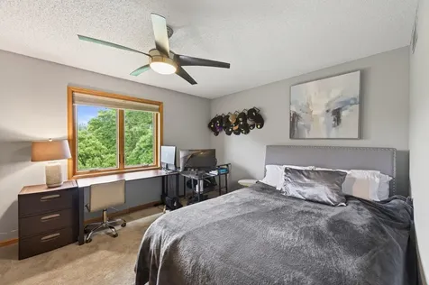263 Lily Pond Lane Vadnais Heights MN 55127