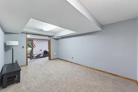 263 Lily Pond Lane Vadnais Heights MN 55127