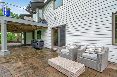 263 Lily Pond Lane Vadnais Heights MN 55127