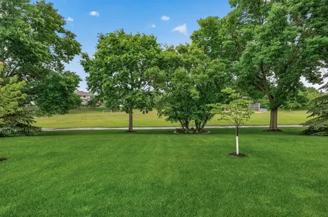 263 Lily Pond Lane Vadnais Heights MN 55127