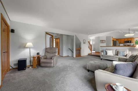 10791 Alberton Way Inver Grove Heights MN 55077