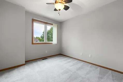 10791 Alberton Way Inver Grove Heights MN 55077
