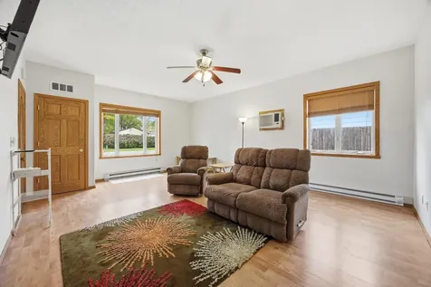 1810 5th Avenue S Fargo ND 58103