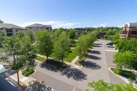 5225 Grandview Square Edina MN 55436