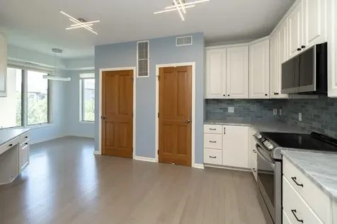 5225 Grandview Square Edina MN 55436