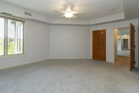 5225 Grandview Square Edina MN 55436