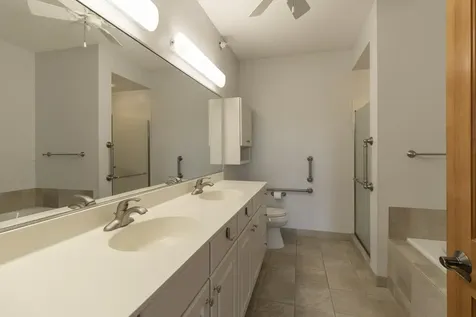 5225 Grandview Square Edina MN 55436