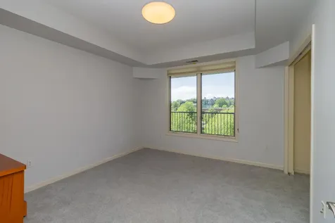 5225 Grandview Square Edina MN 55436