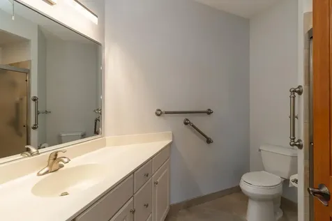 5225 Grandview Square Edina MN 55436