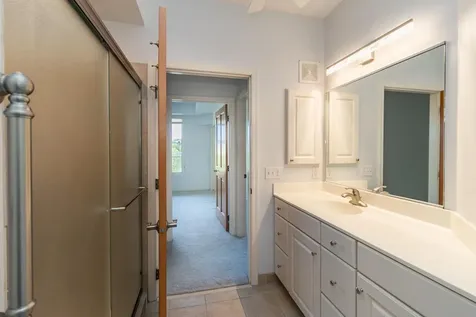 5225 Grandview Square Edina MN 55436