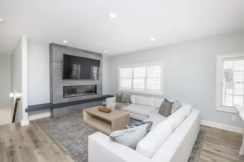2516 Rose Creek Parkway S Fargo ND 58104