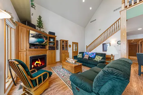 943 Reed Street N Waterville MN 56096