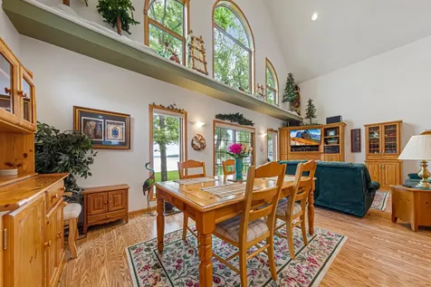 943 Reed Street N Waterville MN 56096